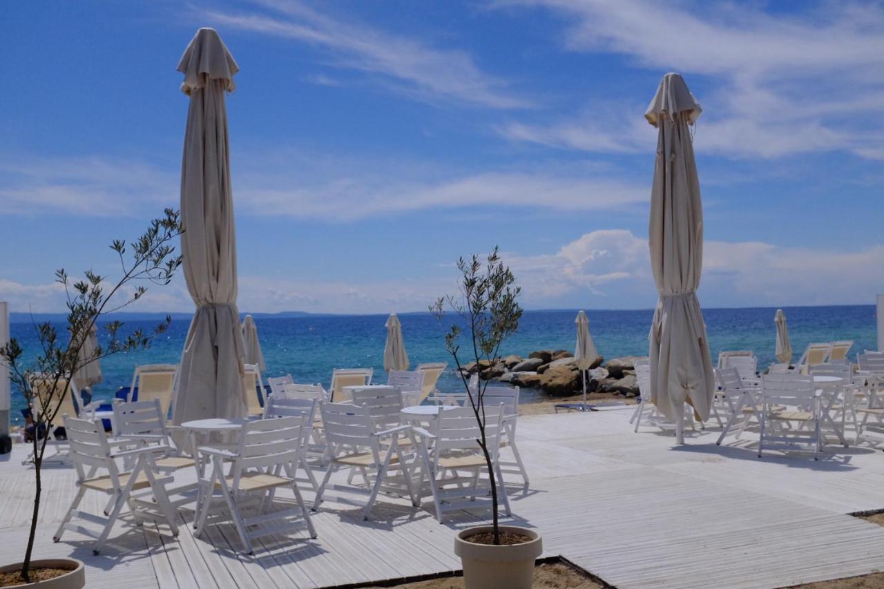 Seasidelongo Houses 1 Min From The Beach Of Nikiti Exterior foto