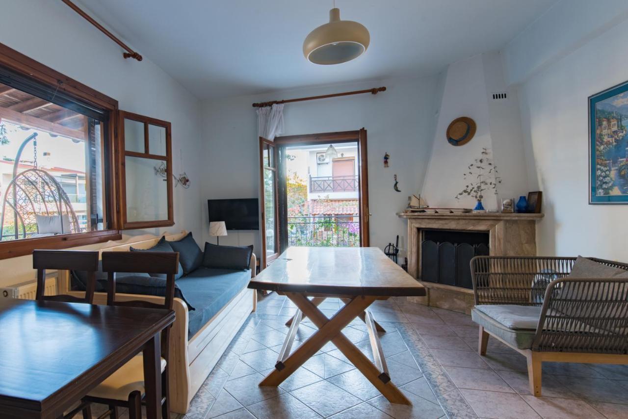 Seasidelongo Houses 1 Min From The Beach Of Nikiti Exterior foto