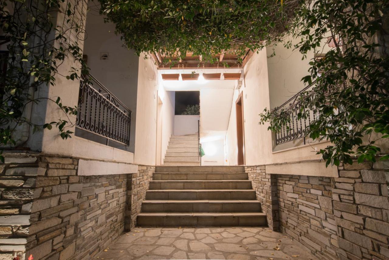 Seasidelongo Houses 1 Min From The Beach Of Nikiti Exterior foto